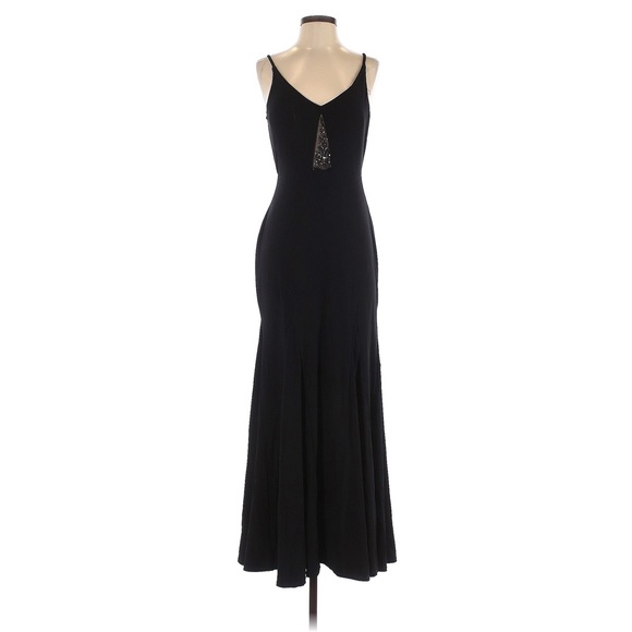 Black formal gown embellished accent - Picture 1 of 3